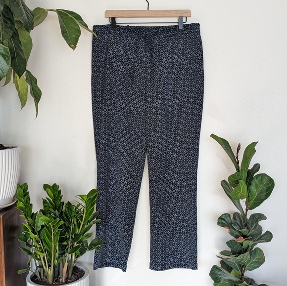 Talbots | 14 | Patterned Pull On Drawstring Pant - Picture 2 of 10